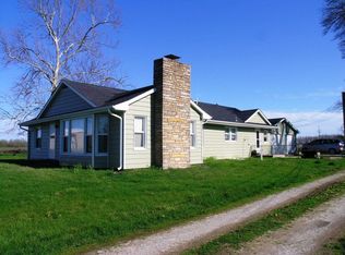 1180 Booth St, Centralia, MO 65240