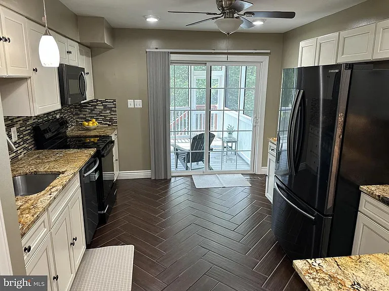 8705 Loughran Rd — Photo 9