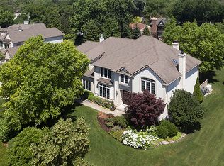 2330 Woodlawn Rd, Northbrook, IL 60062