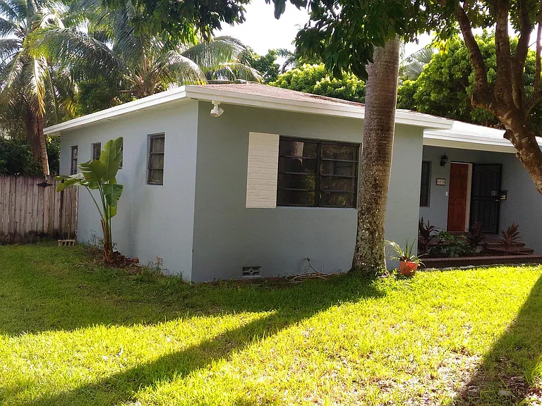 6030 SW 84th St — Photo 8