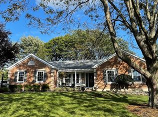 8036 Leeshore Dr, Maineville, OH 45039