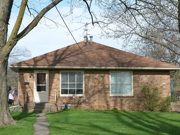 3324 52nd St, Des Moines, IA 50310