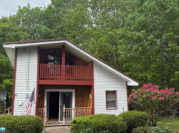5891 Snowhill Rd, Mount Nebo, WV 26679