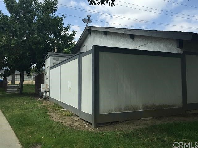 2nd image of 1410 W 8th St