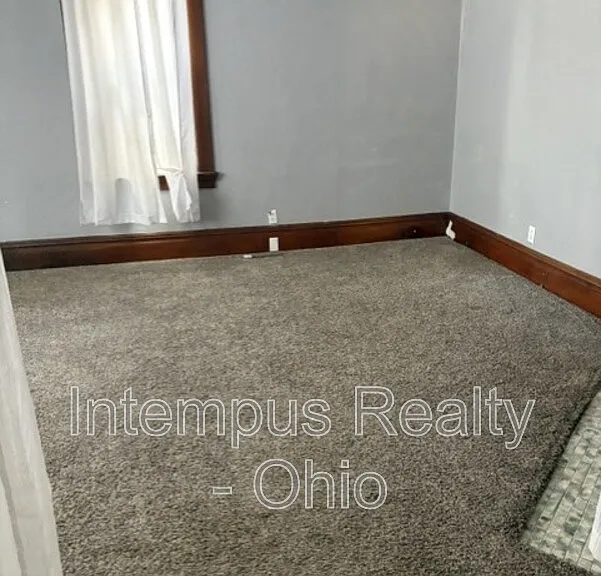 35 Neil St #1 — Photo 8