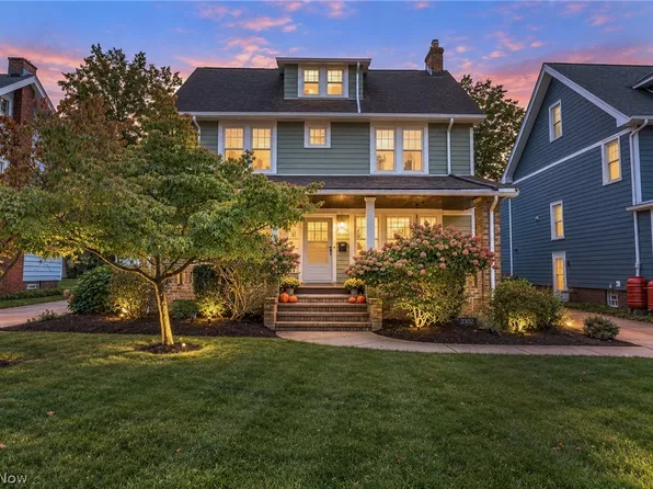3302 E Scarborough Rd, Cleveland Heights, OH 44118