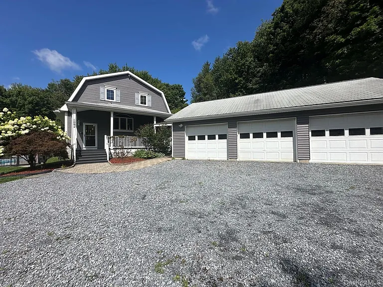 109 Brush Hill Rd — Photo 26