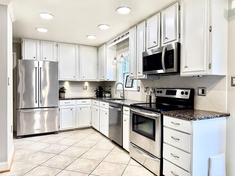 5593 Ann Peake Dr — Photo 6