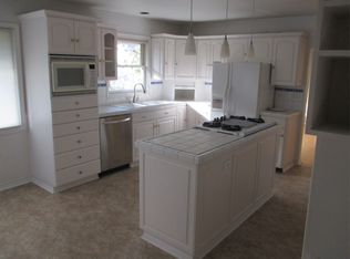 2710 SW Vista Dr, Portland, OR 97225