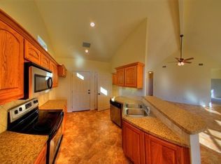 110 Kandi Ln, Sunrise Beach, TX 78643