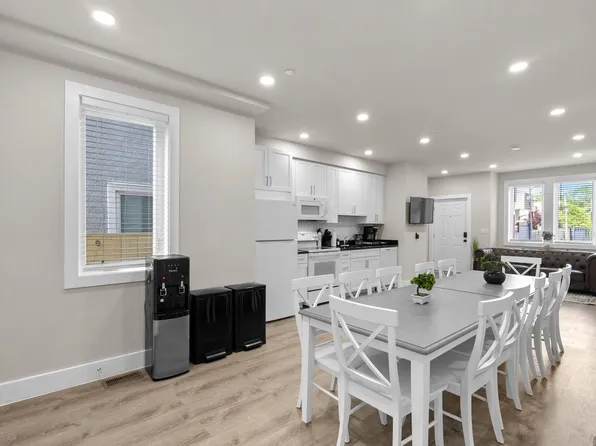 713 16th St NE, 713 16th St NE #1, Washington, DC 20002