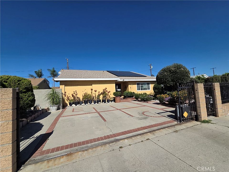 1st image of 11223 Stagg St