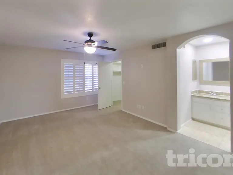 12917 W Windsor Ave — Photo 5