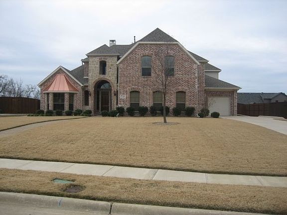 Space between neighbors with huge lot!