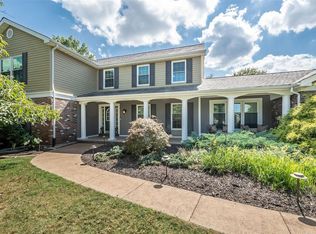 230 Pennington Ln, Chesterfield, MO 63005