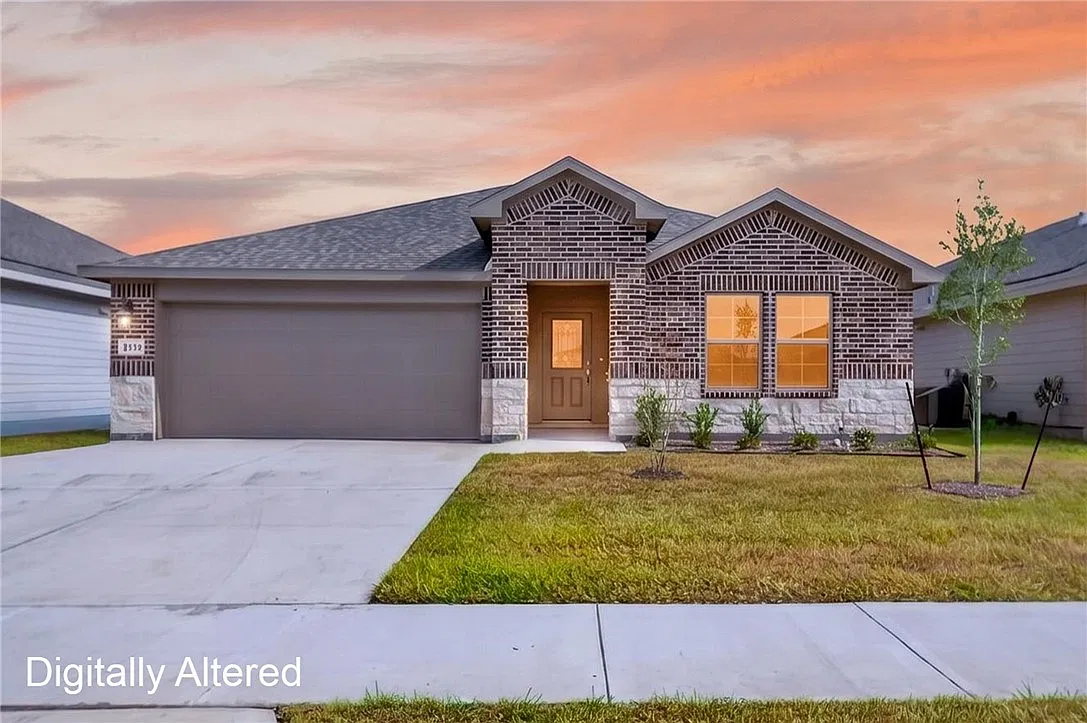 4 bed, 2.0 bath, 1781 sqft, $2,495 — Photo 1