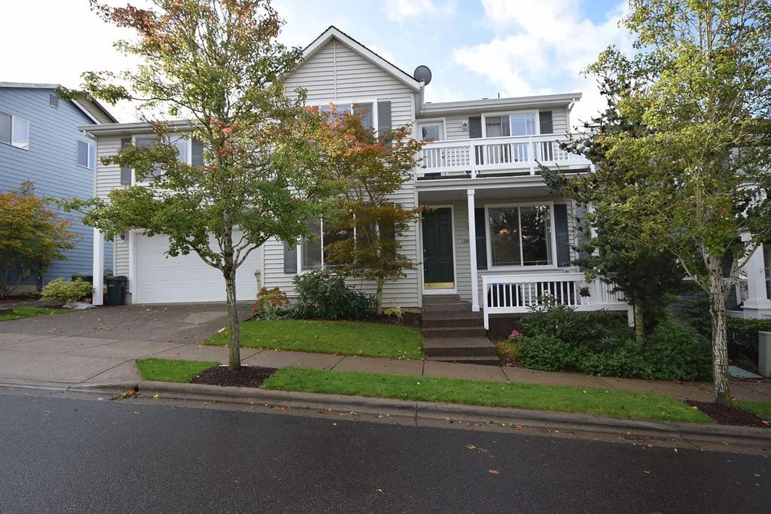 4 bed, 1934 sqft, $2,750 — Photo 1