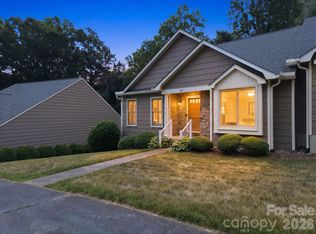 188 39th Avenue Ct NW, Hickory, NC 28601