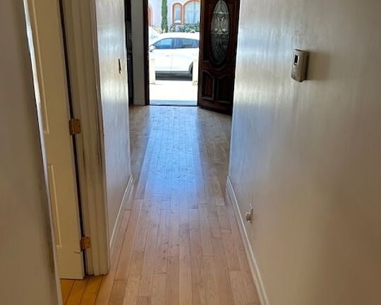 4th image of 36 Santa Ana Ave