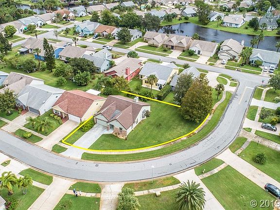 2nd image of 815 Island Point Dr