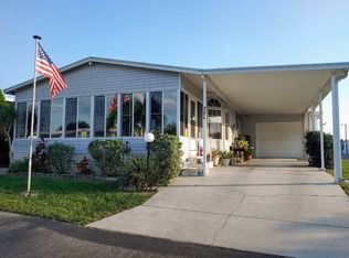 4301 Dancey Dr, Wimauma, FL 33598