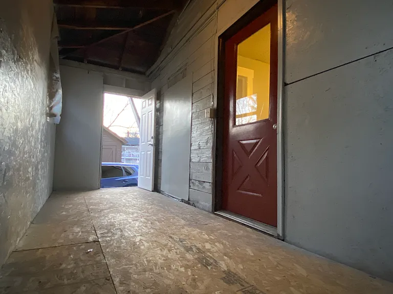 71-73 Sanders St #73A — Photo 14