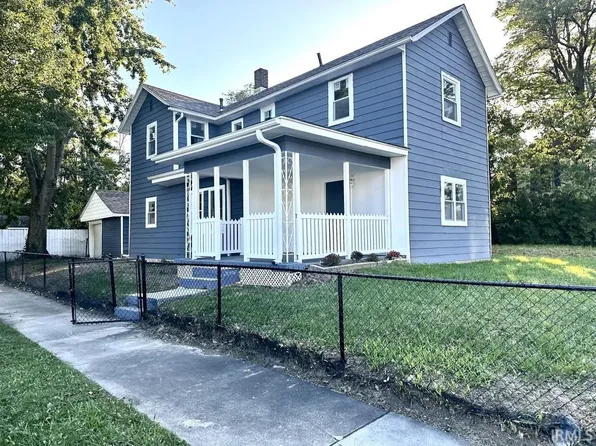 121 E 7th St, Muncie, IN 47302