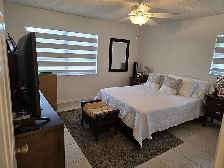 939 Hibiscus Dr — Photo 21