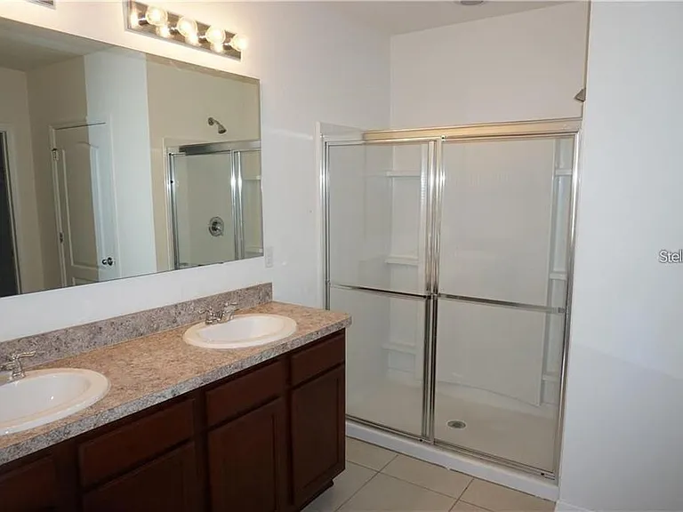 241 Hamlet Rd — Photo 19