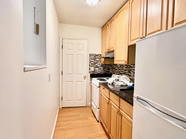 2 Shepherd Ave, Boston, MA