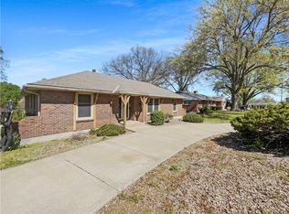 3214 S Hawthorne Ave, Independence, MO 64052