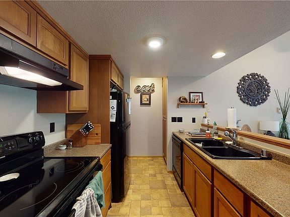 5th image of 4218 155th St SW #A-b