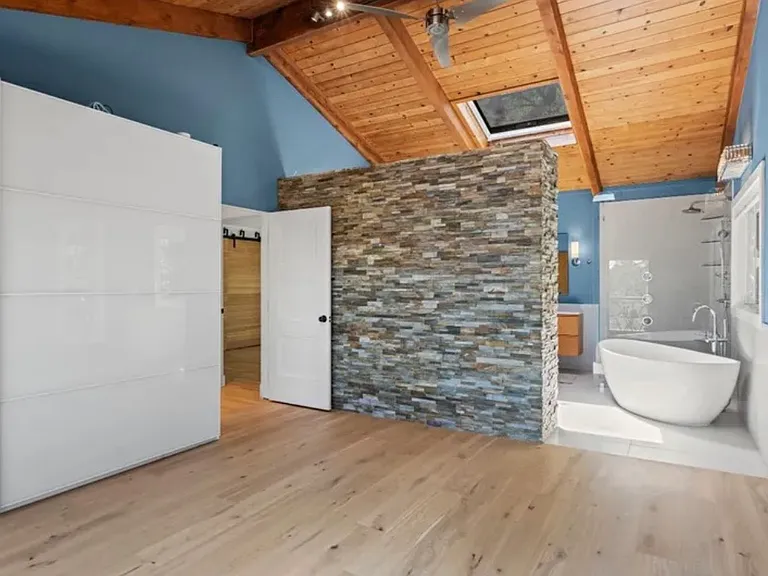 311 Grandview Ave — Photo 25