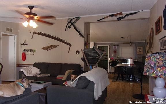5th image of 1416 Willow Dr