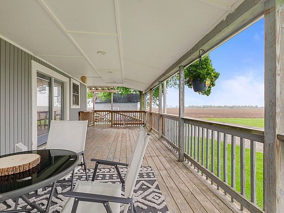 4th image of 5879 W County Road 550 S