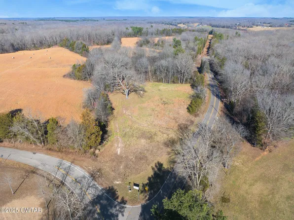 279 Cub Creek Hall Rd, Parsons, TN 38363