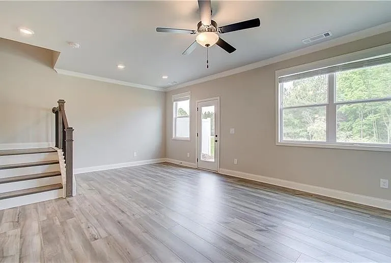 4654 Cypress Landing Way — Photo 10