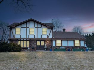 S69W22260 Sonoma Way, Big Bend, WI 53103