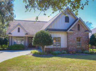 113 Petz Ave, Fairhope, AL 36532