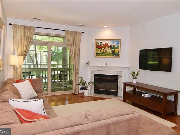 4th image of 5919 Barbados Pl #21