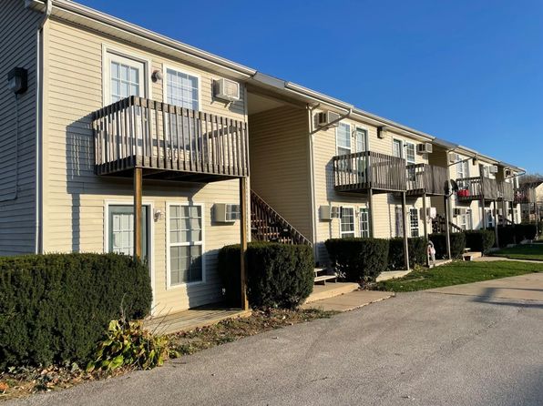 106 W Shelbourne | 106 W Shelbourne Dr, Normal, IL