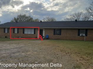 1102 W Booth Rd #B, Searcy, AR 72143