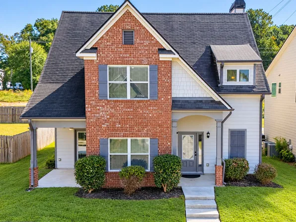 404 Meadow Vista Ln, Hoschton, GA 30548