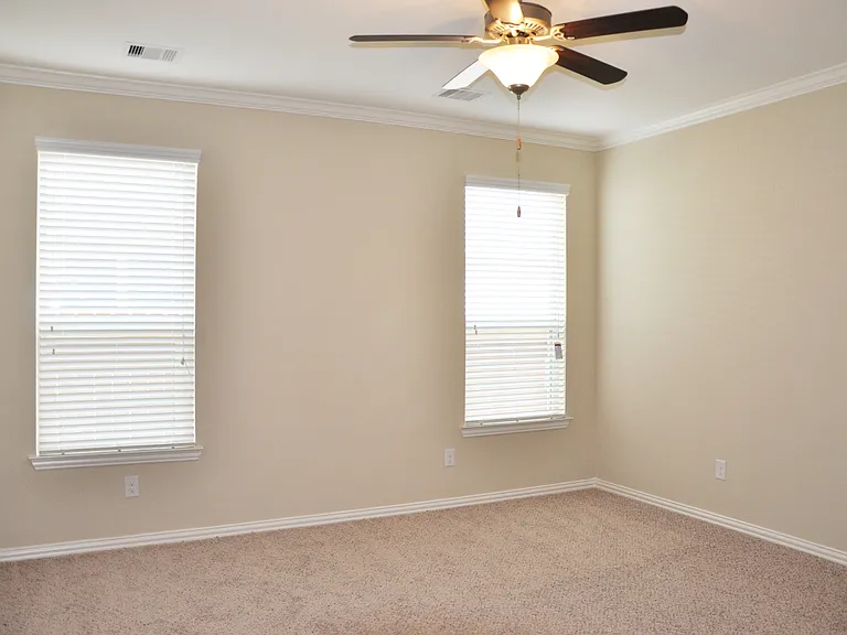 18111 Tall Chestnut St — Photo 8
