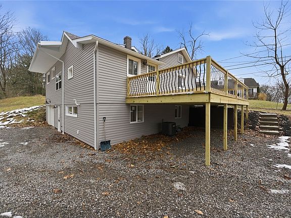 4th image of 2421 Graceland Rd