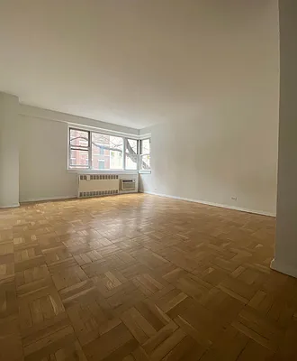 Rented by Punia & Marx Inc. | media 11