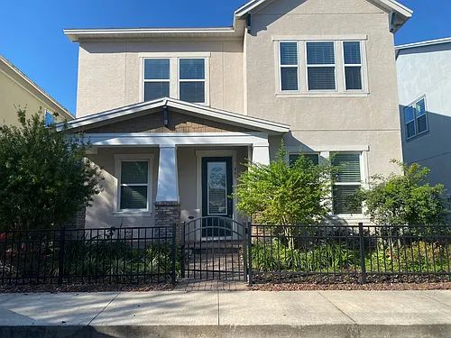 461 Oviedo Blvd Photo 1
