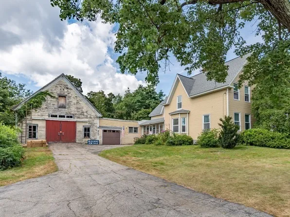 249 S Mammoth Rd, Manchester, NH 03109