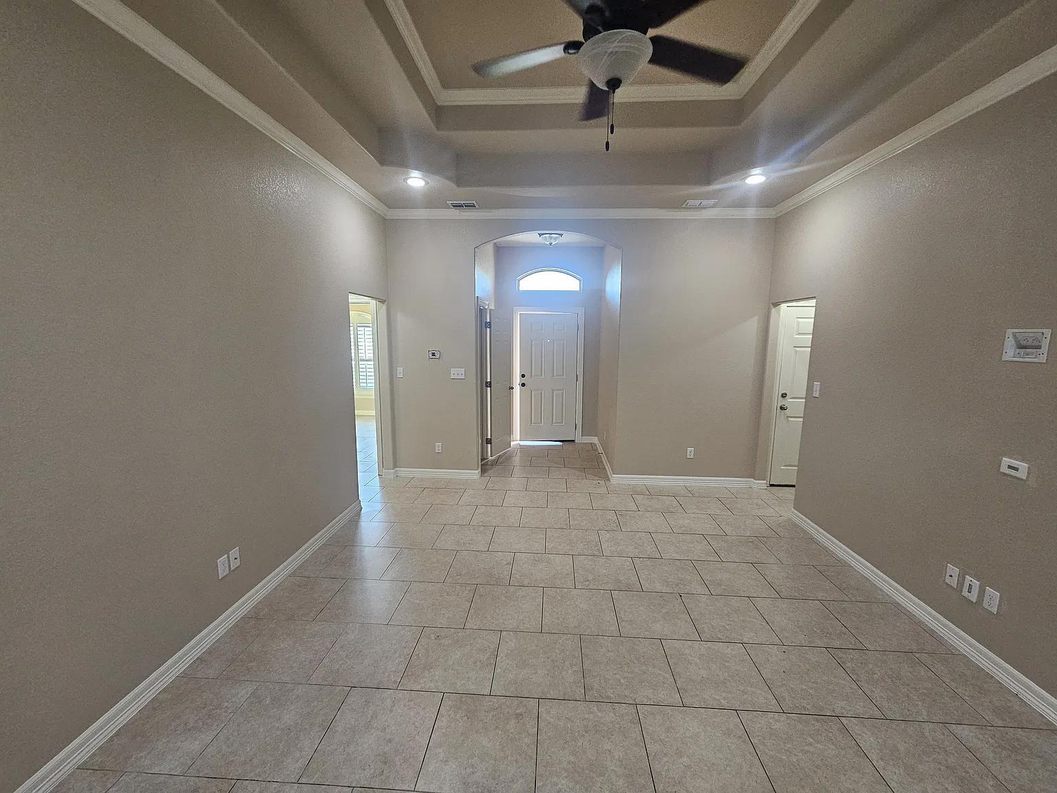 3 bed, 1485 sqft, $1,800 — Photo 4