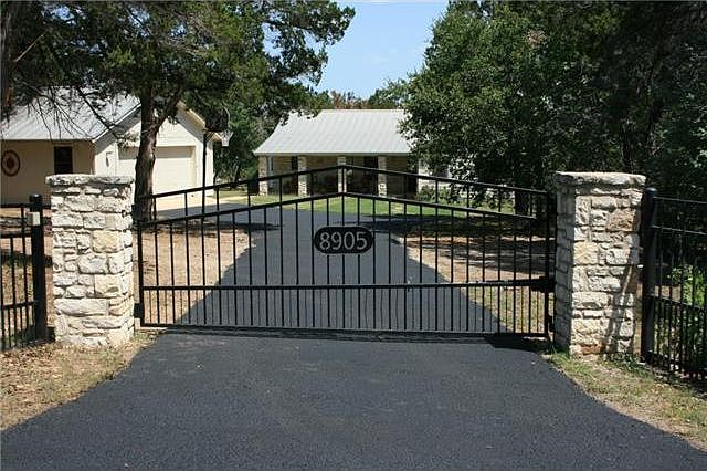 1st image of 8905 Bear Creek Dr